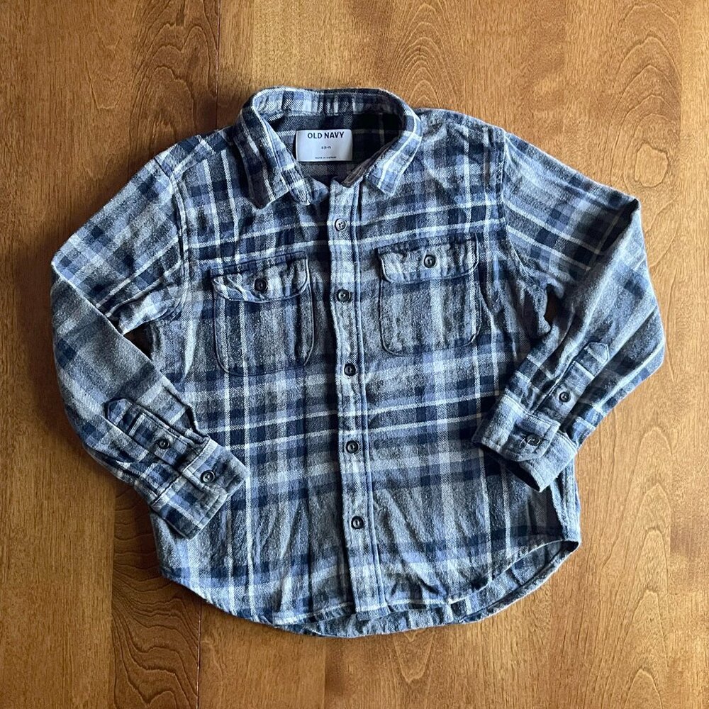 Old Navy gray and blue flannel shirt S 6-7
